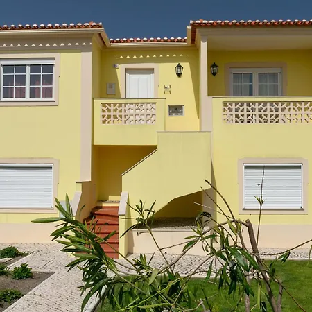 - Golf & Dom wakacyjny